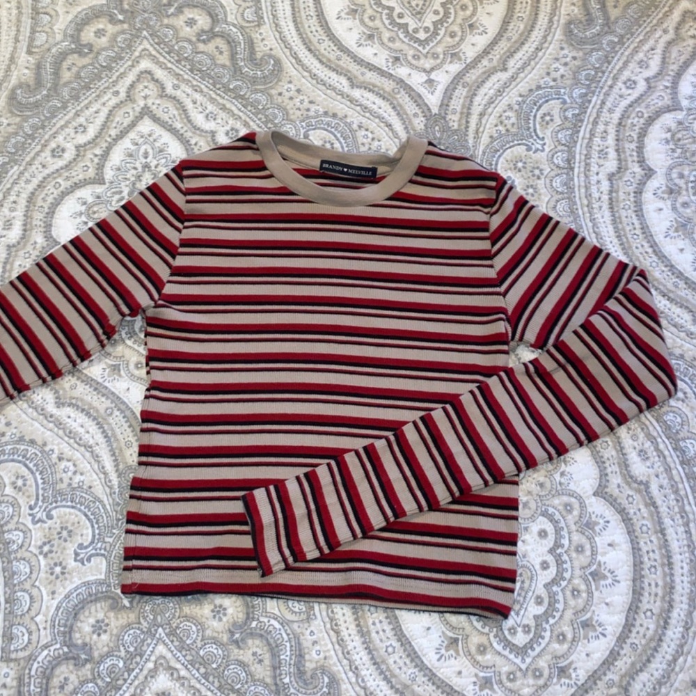 Brandy Melville Santana top